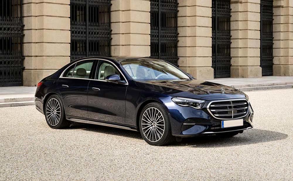 Mercedes E-Class or similar, LuxRun vehicle